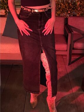 Zara Black Wash Midi Denim Skirt with Front Slit
